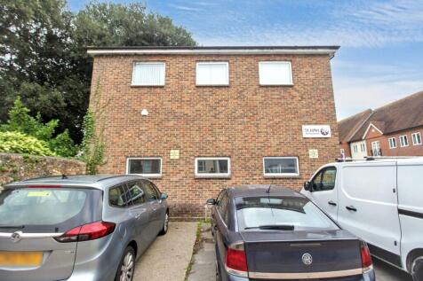 Barford House, The Hornet, Chichester PO19 7JR