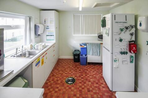 Barford House, The Hornet, Chichester PO19 7JR