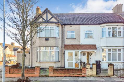 90 Ashurst Drive, Gants Hill, Ilford IG2 6SB