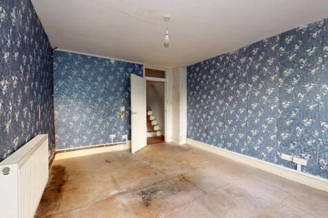 Flat B, 17 Durley Road, Stamford Hill, London, N16 5JW