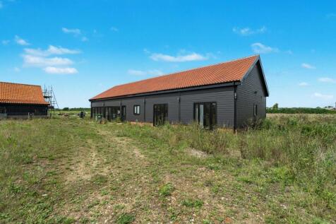 Stonebridge Barn, Church Road, Earsham, Bungay, NR35 2TL