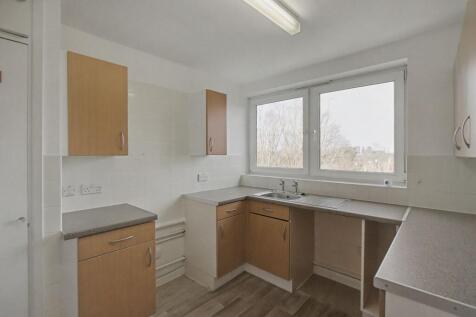 Flat 270, Haynes Park Court, Hornchurch, RM11 2DG