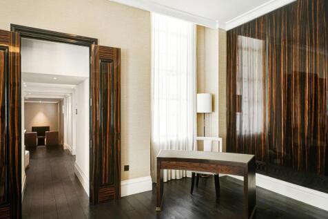 Corinthia Residences