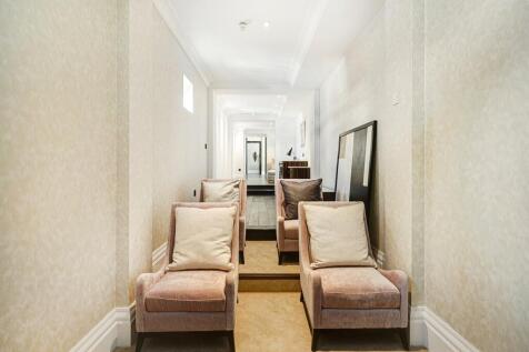 Corinthia Residences