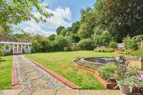 Edward Knight 202...