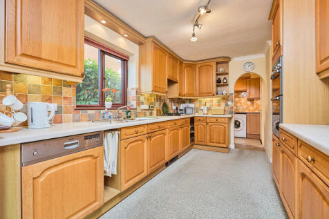 Edward Knight 202...