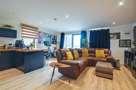 Open Plan L/Room