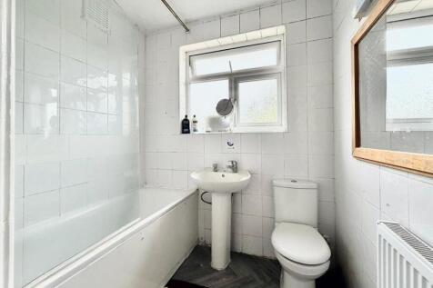 WhatsApp Image 2025-10-22 at 11.40.45_d38875cb.jpg