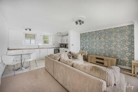 Kitchen/Living Room