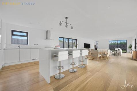 Kitchen Living Area