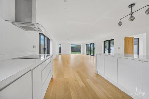 Kitchen Living Area