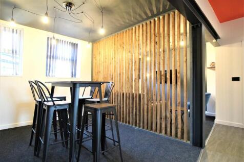 flat 1 dining room.JPG