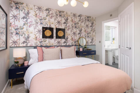 Inside view of 4 bedroom detached Hollinwood main bedroom with en suite