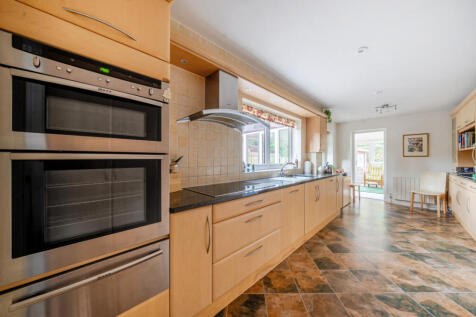 1342413-4-68ae288...