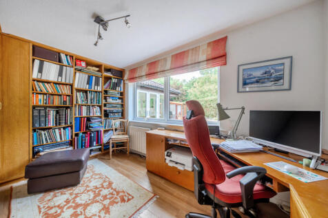 1342413-8-68ae289...