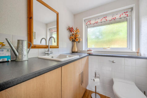 1342413-9-68ae289...