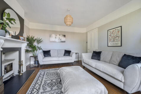 1357872-4-68d555f...