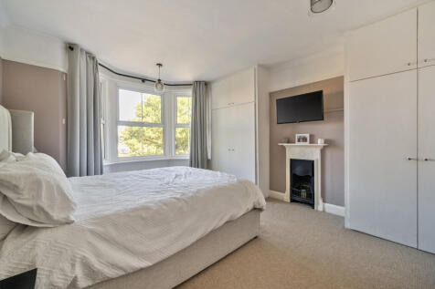 1357872-15-68d559...