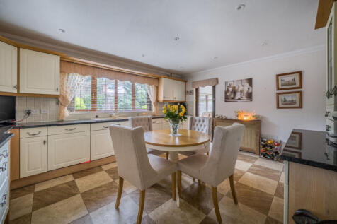 1396092-6-69667d1...