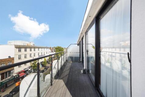 Flat 17, 706 High Road - 5wRMWhTbKjYVrXdVOXrP.jpg