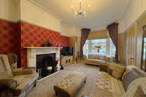 Front Lounge