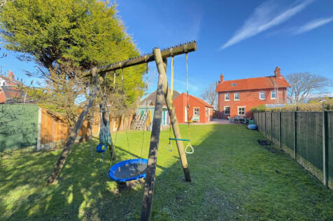 Large Rear Garden