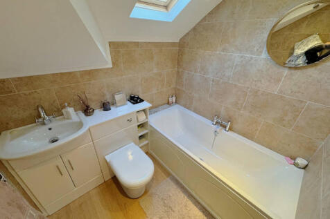 Bedroom One Ensuite