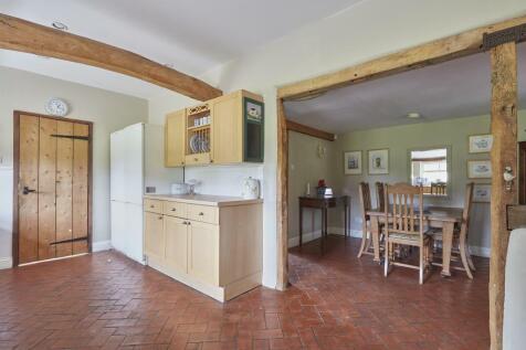 kitchen1.jpg