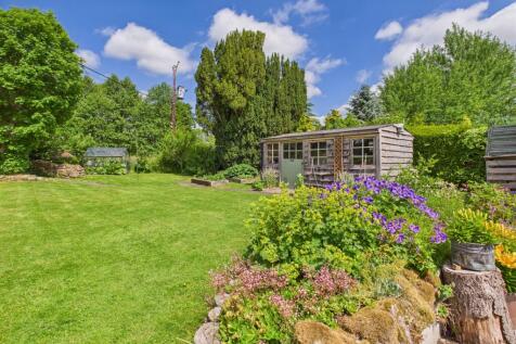 CAM04201G0-PR0091-STILL005