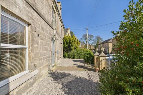 CAM04201G0-PR0061-STILL044