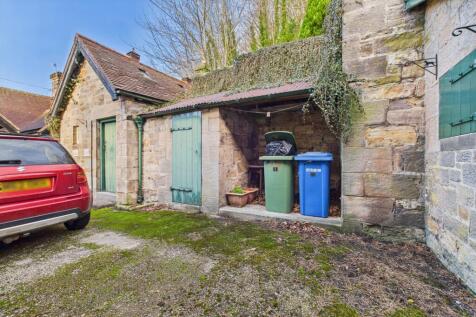 CAM04201G0-PR0123-STILL019