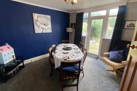 Dining Room.jpg