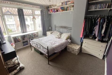 bedroom two.jpg