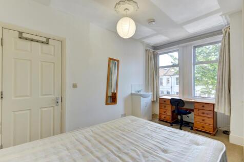 91 Hythe Road Bedroom 5