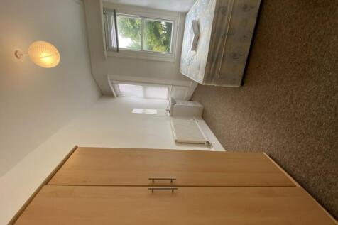 Bedroom 3 154 Springfield Upper