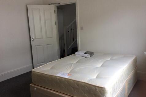 6 Upper Wellington bedroom 4