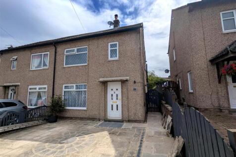 Front of Property 4.jpg