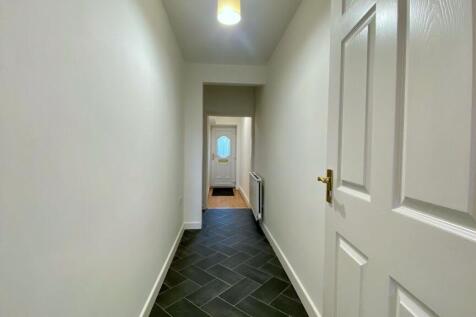 Front porch &amp;amp; entrance hall