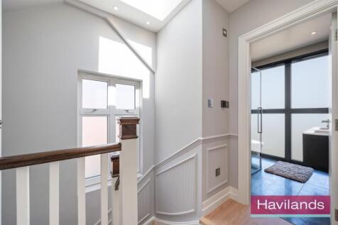 Queen Annes Grove-32.jpg