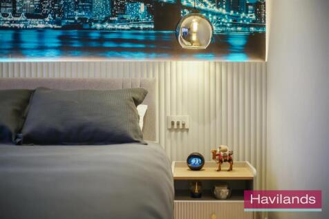 Queen Annes Grove-2.jpg