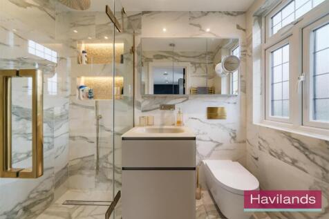 Broadfields Avenue-4.jpg