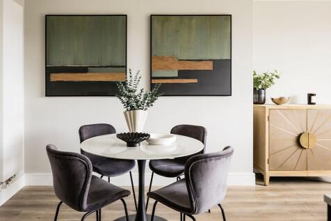 Duplex dining