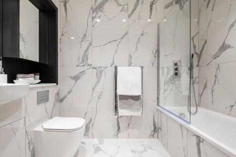 Duplex bathroom