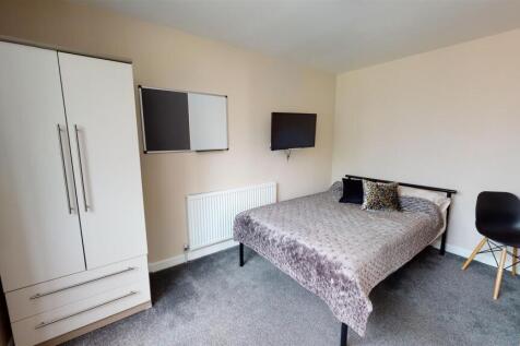 55-Coronation-Road-Bedroom-3.jpg
