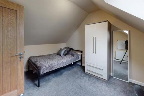 55-Coronation-Road-Bedroom-5.jpg