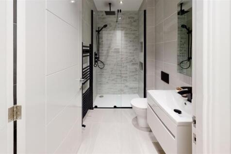 15-Selly-Hill-Road-Shower-Room(3).jpg