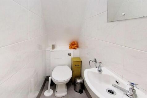 6-Harrow-Road-Bathro