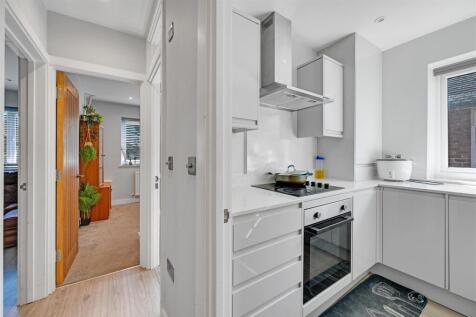 Kitchen..jpg