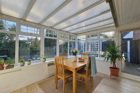 Conservatory / Dining Room