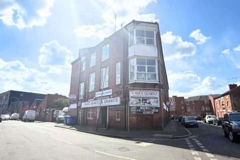 Four-Storey Freehold Commercial Investment ¿ Br
